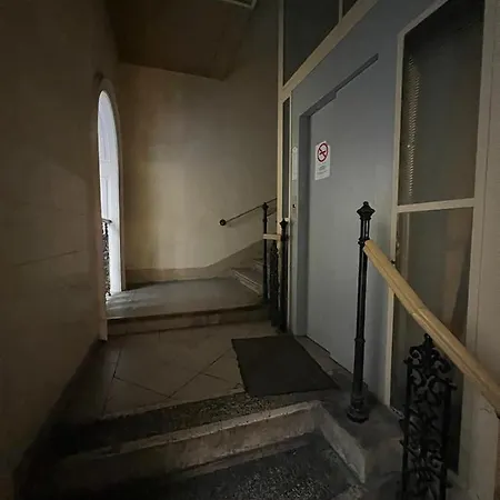 Elena Apartmán *