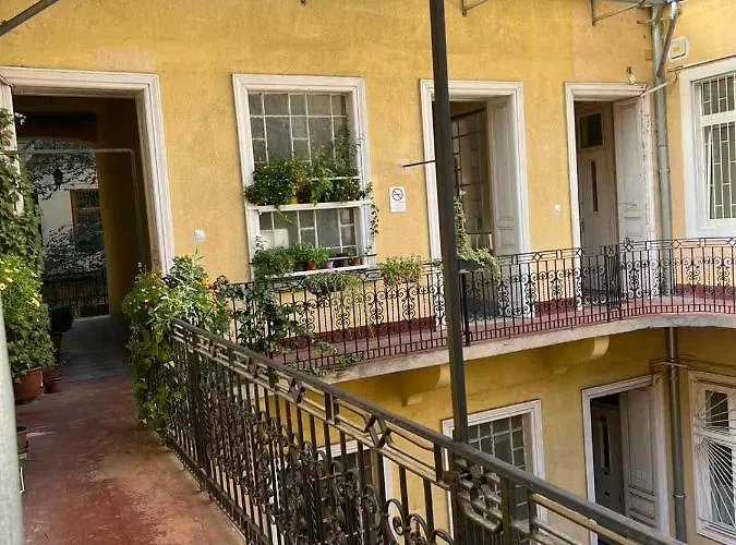 Elena Apartamento